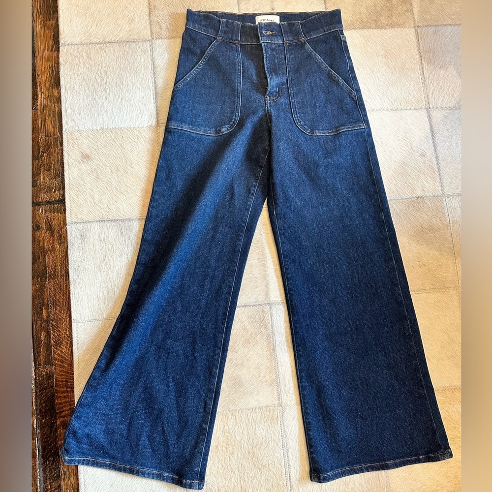 Frame Modern Pocket Jean - Picture 5 of 10